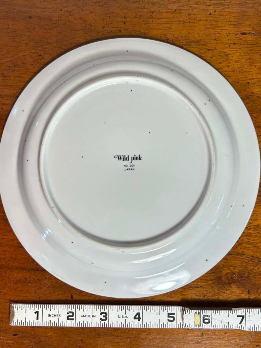 Japanese speckled stoneware wild pink salad plate - Picture 8 of 9